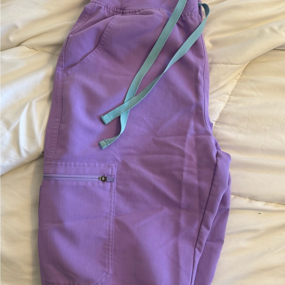Yola fig pants with Teal Drawstring